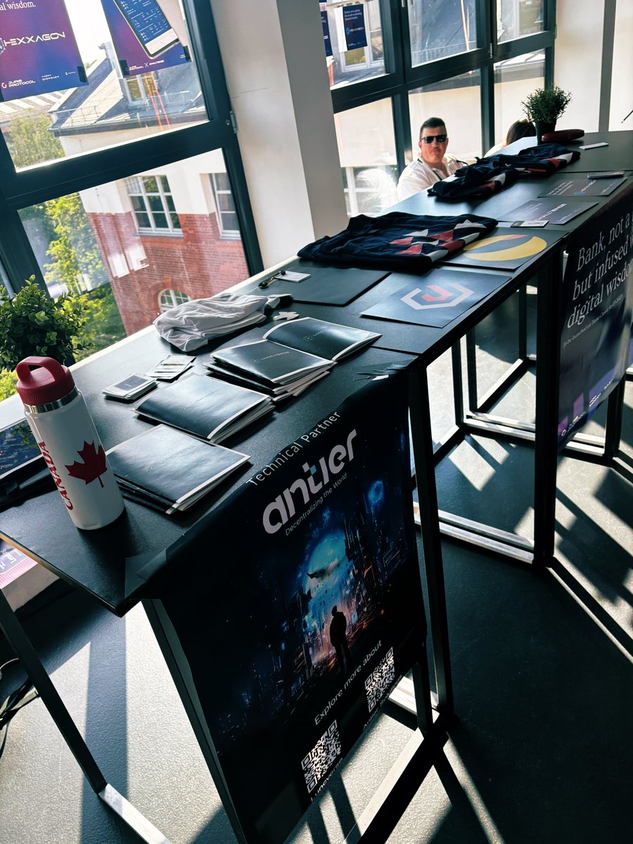 NicolasBoulay's tweet photo. Lets connect @CosmosEcosystem + #LUNC 🤝

 Blessed for the amazing opportunity to represent #LUNC on Global scale. Thank you for the hospitality #Germany  ! #Berlin #InterchainSummit 🌙🚀

#LUNCVERSE #Juris #TerraClassic #Oaksecurity #Blockbuzz #Sputnik #Blockhunter #wavs #Slapit https://t.co/cGYaCVzpcX