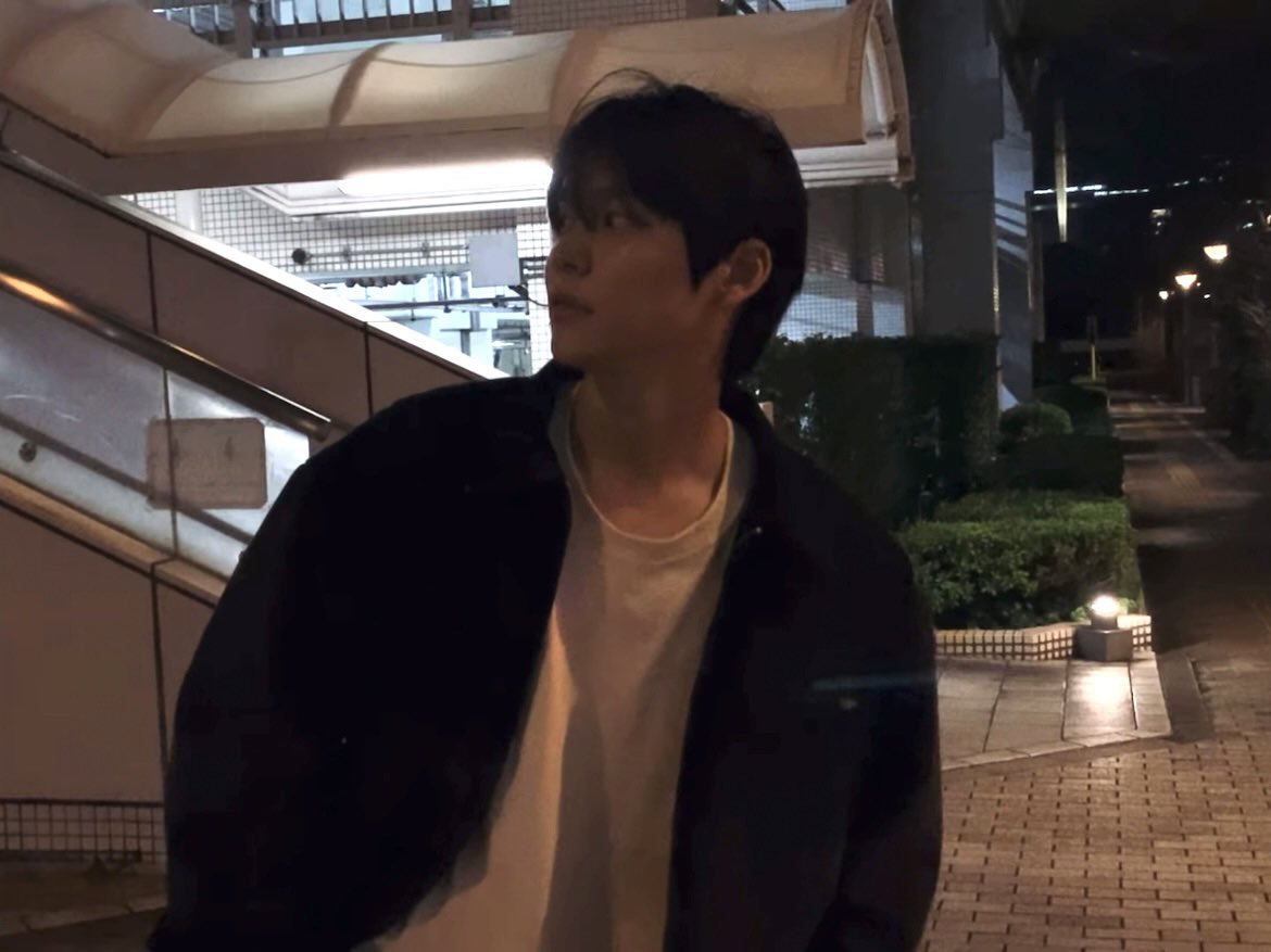 ku_kuu_u's tweet photo. 은석 남친짤 https://t.co/YuuhvZPE9R