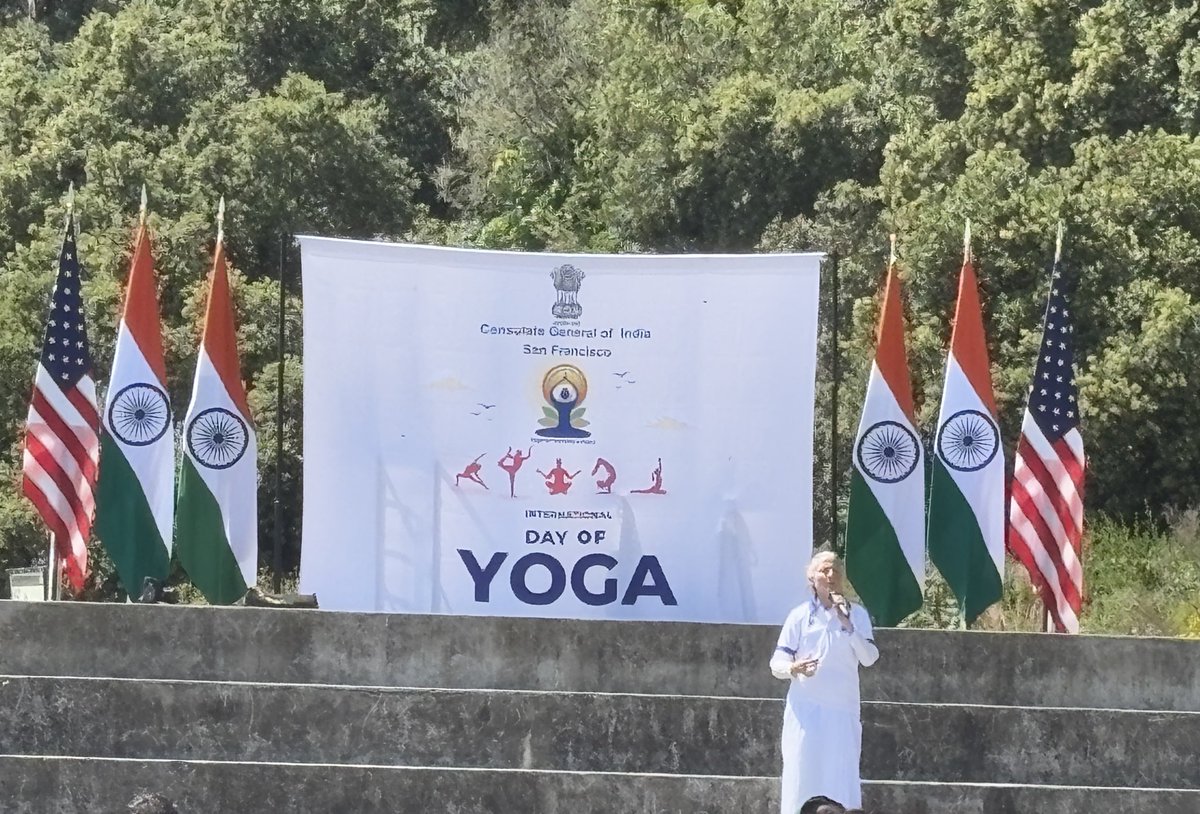 Spent a beautiful morning celebrating the International Day of Yoga with <a href="/CGISFO/">India in SF</a>. Heartwarming to see people of all ages come together, connecting with themselves and embracing India’s yoga heritage.  #YogaDay #OneEarthOneHealth

<a href="/IndiasporaForum/">Indiaspora</a>
<a href="/IndiaCurrents/">India Currents</a> <a href="/IndicaSoftPower/">Center for Soft Power</a>