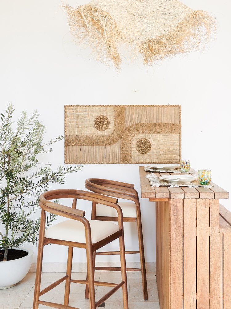 homeandsouldxb's tweet image. Elevate your space naturally and sustainably. Our high-quality wooden bar stools are crafted from sturdy, organic wood built to last. Durable, timeless, and full of soul. Perfect for kitchens, counters, and cozy corners.#ModernBarStools #BarStoolStyle #BarStoolGoals #WoodBarStool