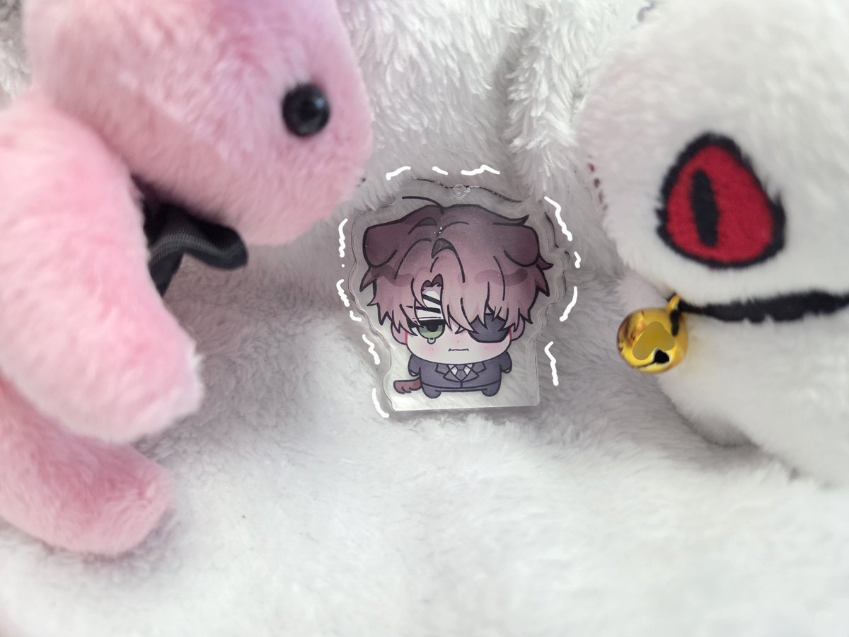 DUBUKONG(<a href="/dbu_4068/">DUBUKONG</a>)님
이벤트 당첨 후기🩷

진짜 종류도 다양하고 다 너무 귀여워서 전부 납치하고 싶었지만..!!
1시간 정도 고민 끝에 강쥐사헌의 눈물에 홀려 결국 사헌이로 데려왔습니다,,🩷🐶

오자마자 사진찍느라 필름제거도 까먹고 찍은건데 정말 선명하고 귀여워요🫶