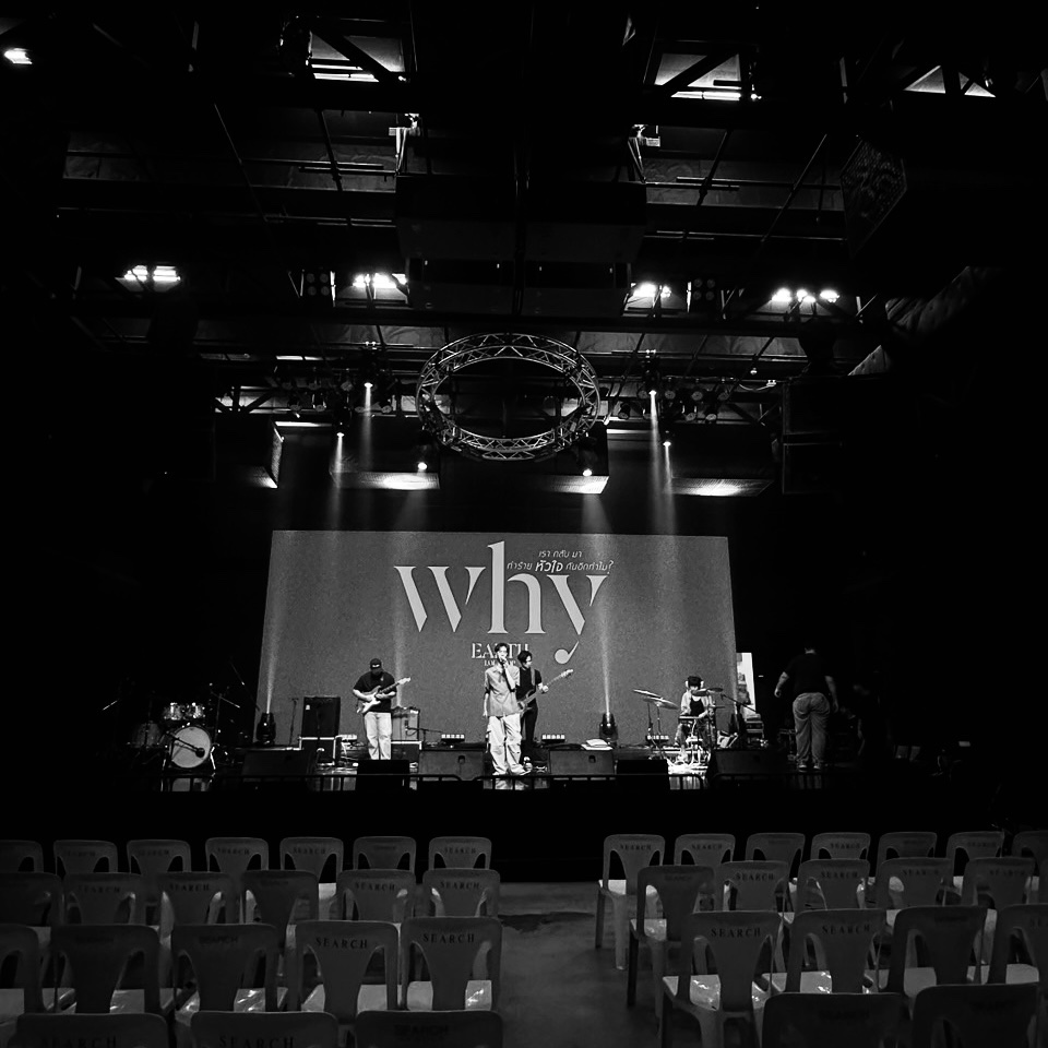 BRIQofficial's tweet photo. Sound check at T-DAY Music Playground #9 🎙️🎶
วันนี้เจอกันนะค้าบ 💥 

📍LIVE HOUSE SEARCH STUDIO

#EARTHLOLLIPOP
#BRIQ #RSMUSIC https://t.co/JzgevrDrEK