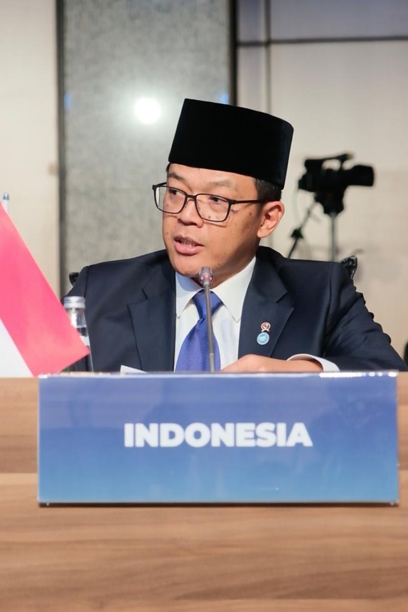 Participated at the 51st Session of the <a href="/OIC_OCI/">OIC</a> Council of Foreign Ministers (CFM) in Istanbul, Türkiye (21/6). Amid today's complex global challenges and rising tensions, the OIC must remain relevant, united, and solution-driven to effectively address a rapidly changing world