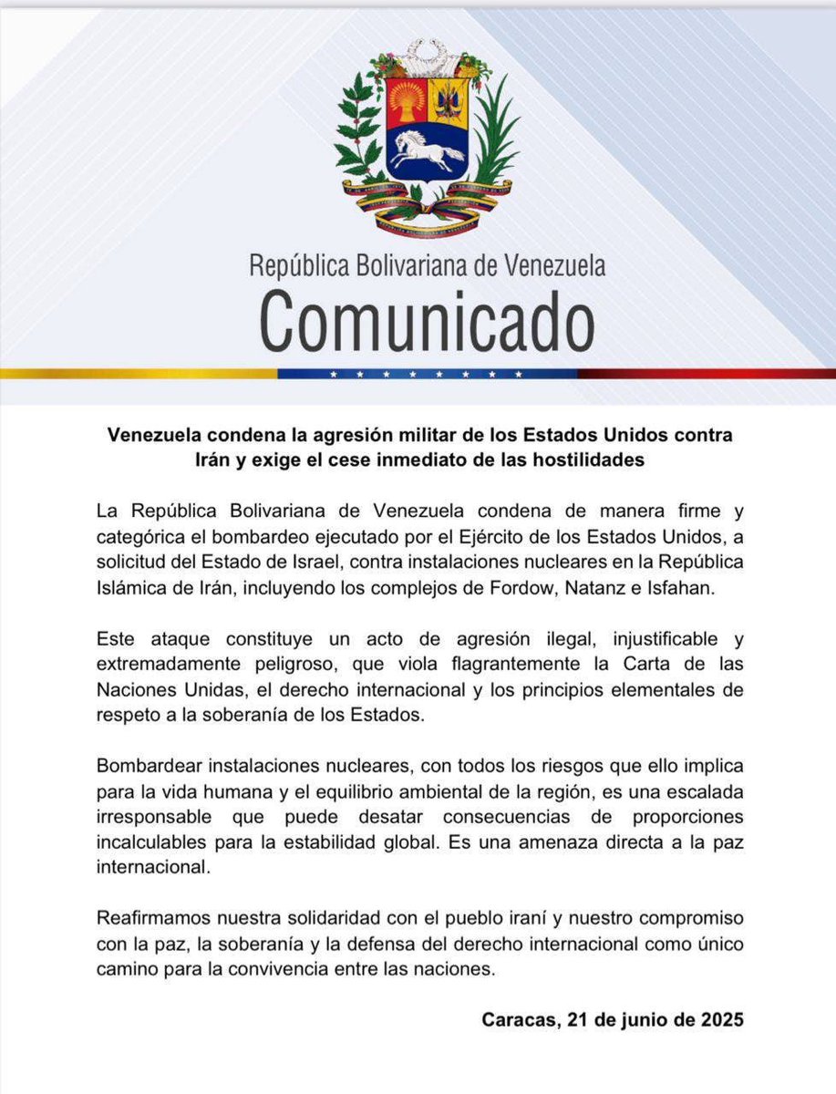 ElObservadorBinario (@observadbinario) on Twitter photo Los violadores del principio constitucional más importante: la SOBERANÍA POPULAR, ahora  se cobijan bajo "los principios más elementales de respeto a la soberanía". Traducción: "Estamos cagaos". Gracias a Dios no hablan en nombre de Venezuela, son los golpistas 28J en "remojo". Los violadores del principio constitucional más importante: la SOBERANÍA POPULAR, ahora  se cobijan bajo "los principios más elementales de respeto a la soberanía". Traducción: "Estamos cagaos". Gracias a Dios no hablan en nombre de Venezuela, son los golpistas 28J en "remojo".
