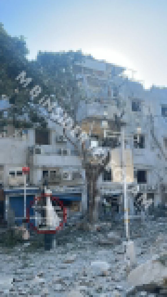 daudwaraich's tweet photo. ⚡️
Iranian missile strikes cause extensive damage in occupied territories https://t.co/INxbLTLSDg