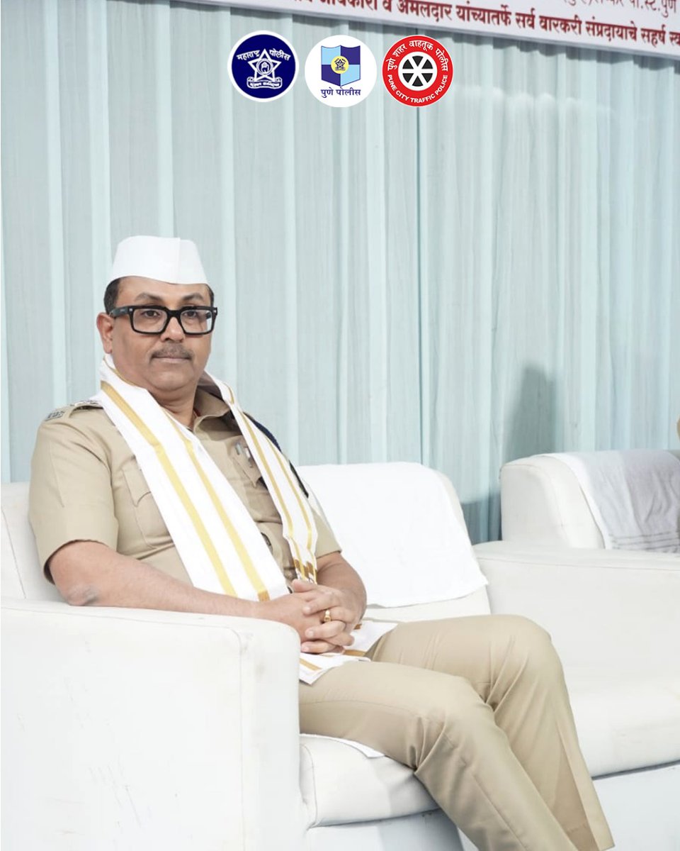 CPPuneCity's tweet image. बा विठ्ठला वारकऱ्यांच्या रुपात तुझी सेवा करण्याची संधी आम्हाला मिळाली हे पूर्वजन्माचे पुण्य

संत ज्ञानेश्वर महाराज आणि जगद्गुरु संत तुकाराम महाराज यांच्या पालखी सोहळ्यासह समस्त वारकरी आज पुण्यातून श्री क्षेत्र पंढरीच्या दिशेने मार्गस्थ होताना मन भरून आले.
#Wari2025 #PunePolice