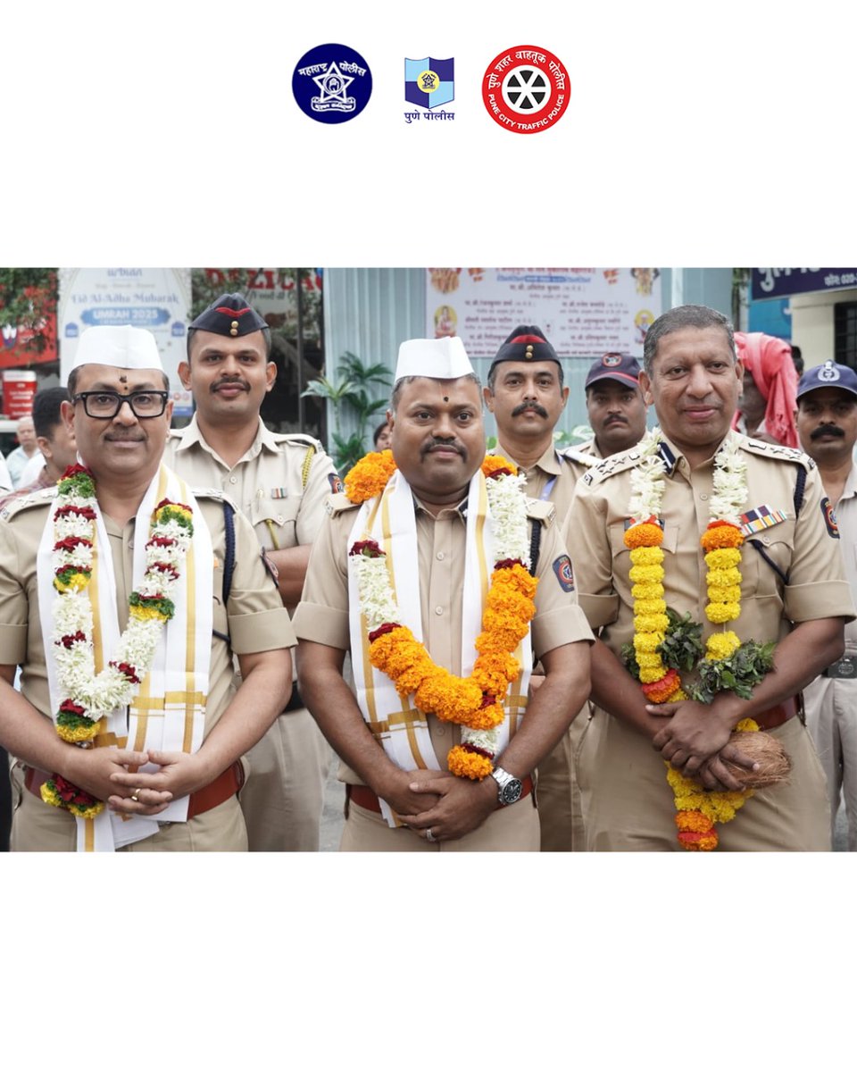 CPPuneCity's tweet image. बा विठ्ठला वारकऱ्यांच्या रुपात तुझी सेवा करण्याची संधी आम्हाला मिळाली हे पूर्वजन्माचे पुण्य

संत ज्ञानेश्वर महाराज आणि जगद्गुरु संत तुकाराम महाराज यांच्या पालखी सोहळ्यासह समस्त वारकरी आज पुण्यातून श्री क्षेत्र पंढरीच्या दिशेने मार्गस्थ होताना मन भरून आले.
#Wari2025 #PunePolice