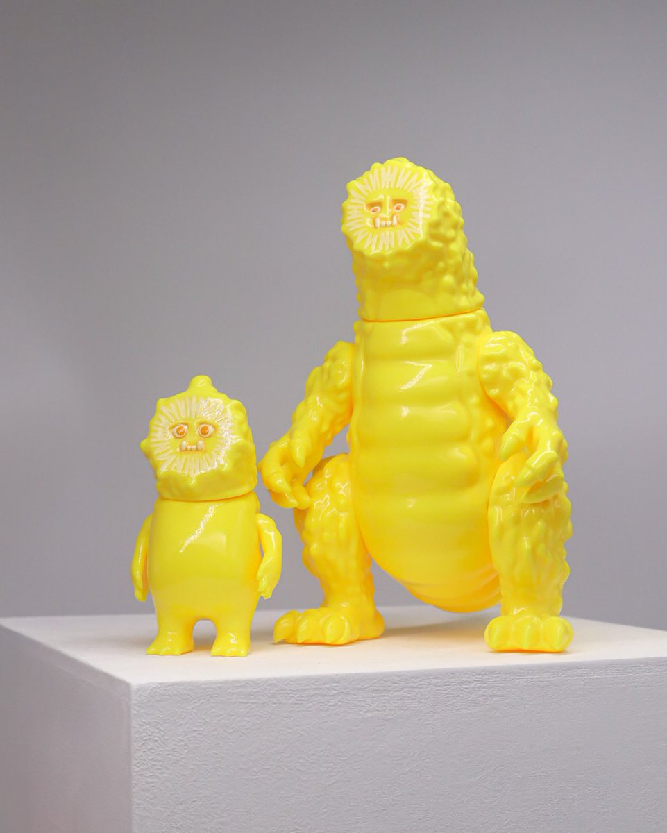 デザインフェスタ61

ゴーヤ怪獣、久しぶりのファミリーセットです💪 3色用意しました！数は少ないですが一体ずつ熱を込めてペイントしました！

事前抽選＋先着販売にしようと思ってますので、次回の投稿のチェックをよろしくお願い致します🙇🏻‍♂️

[出展名]トイフィールズ
[出展日]両日