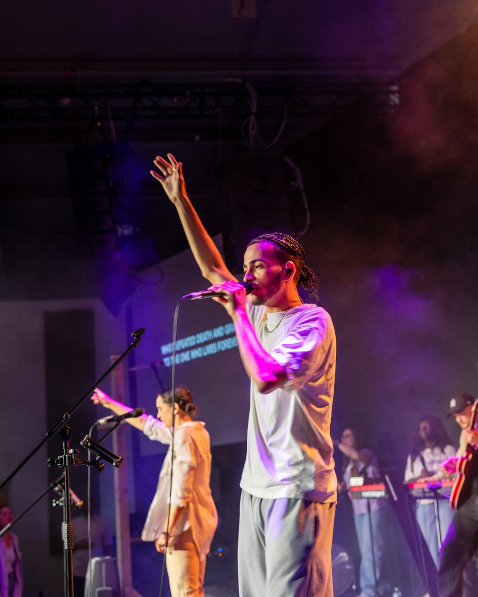 chromachurch's tweet image. "Praise the LORD! Praise, O servants of the LORD, Praise the name of the LORD!" Psalm 113:1 (NKJV)

SERVICE TIMES:

🔥 9:30am &amp;amp; 11:30am (with kids &amp;amp; youth ministries)
🔥 5:30pm

🔗 youtube.com/@chromachurch
Come as you are – we can’t wait to see you! 🥳