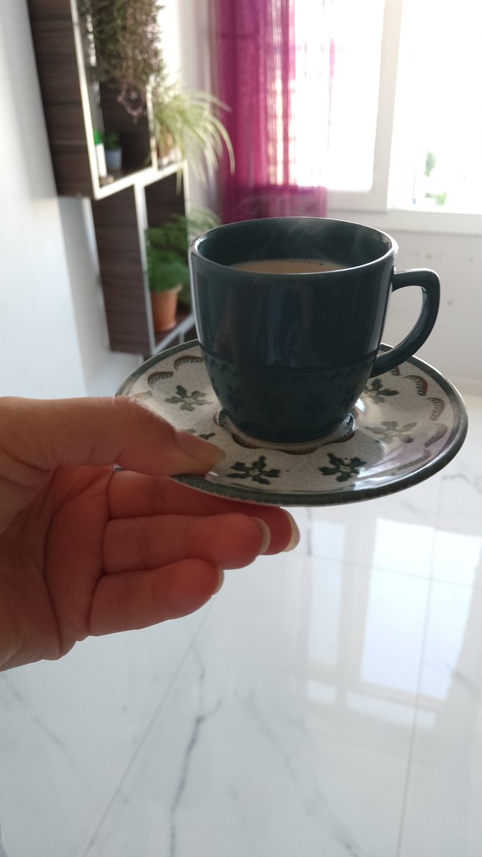 Bugünkü kahveler benden 😉 günaydın