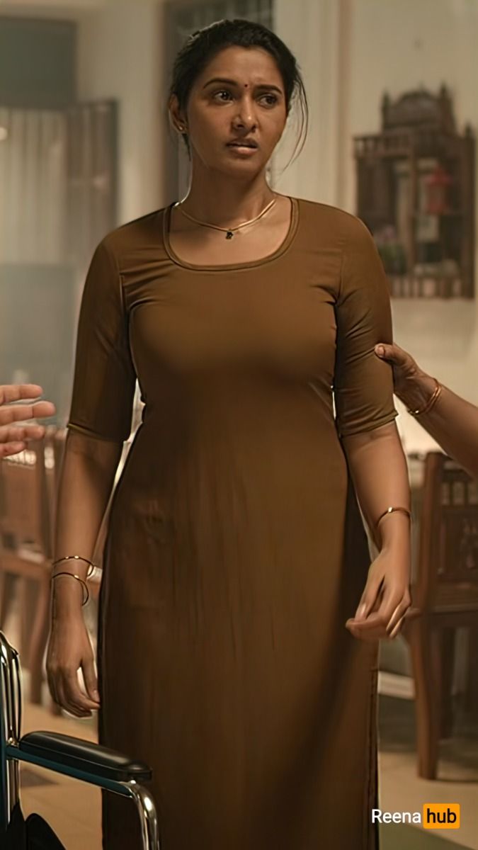 jonitahotie's tweet photo. Uff..🥵#priyabhavanishankar Kollywood oda junior Arabian kuthirai 🐎nalla iva mela eri ukandhu savaari seiyanum 🏇🏻💦 ride ku vera yaar varinga
#priyabhavanishankarhot #pbs #pbshot #Actresshot #AnushkaShetty #Rathnan #actressBhakthan https://t.co/8FtxT6hz7C