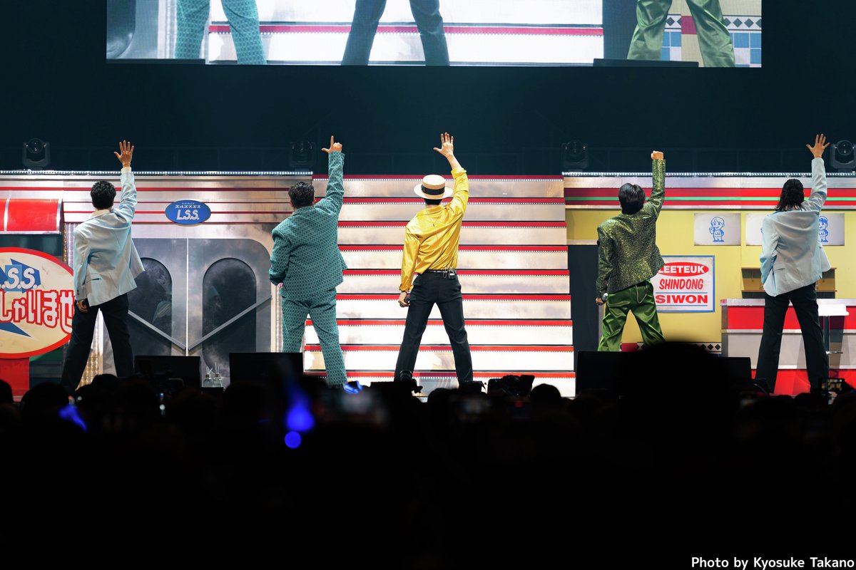 【ch1】29(日)ひる12時～

#SUPERJUNIOR-L.S.S. JAPAN FAN CONCERT
いらっしゃいませ「 独占放送」🍔 

#LEETEUK( #イトゥク）#SHINDONG( #シンドン) #SIWON( #シウォン)によるユニットのファンコンサート🕺

歌あり・トークあり・笑いありのエンターテインメントなステージをお楽しみに✨