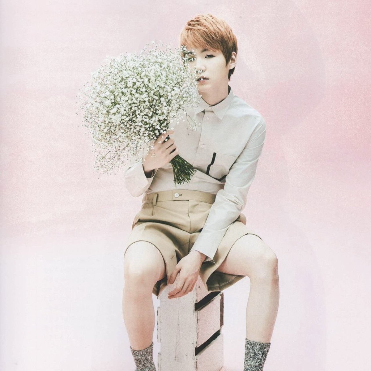 ks_sol's tweet photo. 24/7 하루 종일 니 생각만 했지
기대했던 첫 데이트 내게는 왠지
특별한 날이 될듯해 I can be a gentleman
Cause I'm your boyfreind
윤기시💜
#슈가 #윤기 #민윤기 #AgustD #Minsuga @BTS_twt #BTSSUGA #24_7heaven https://t.co/GntbG9Nnll
