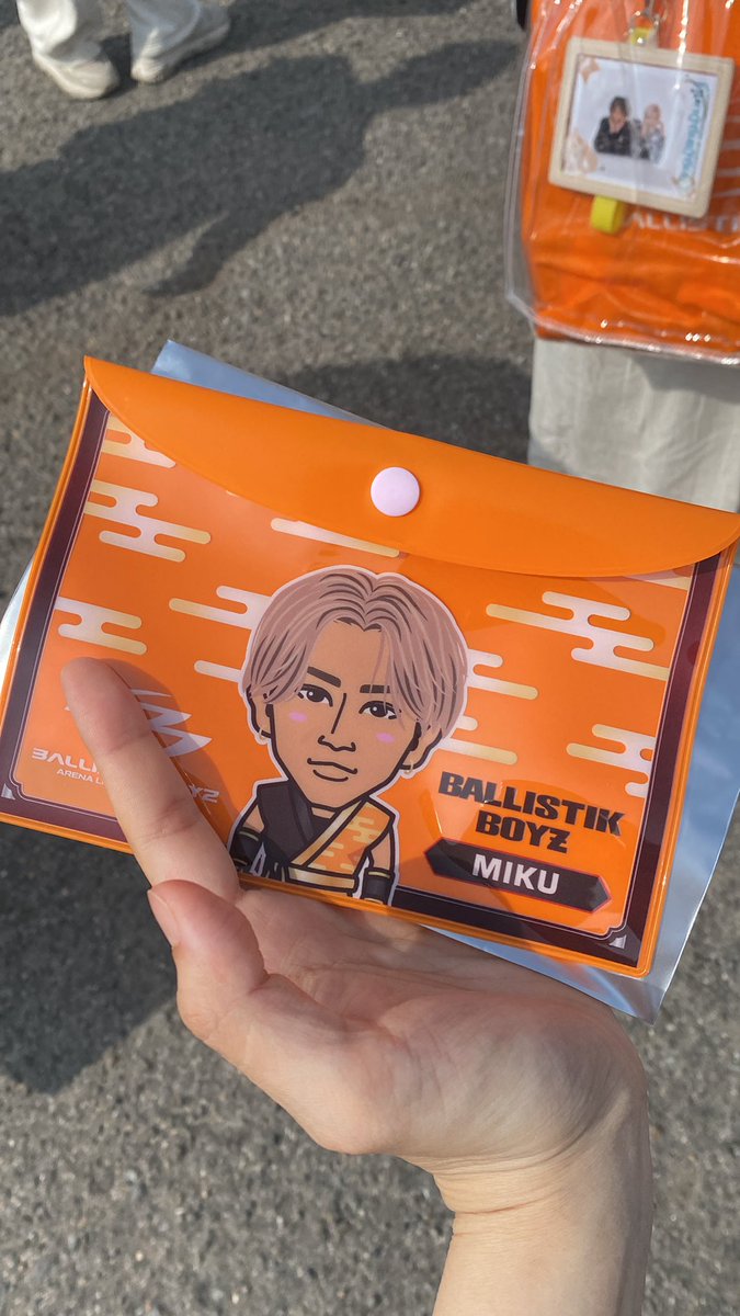 ｺﾓﾘﾓﾘひなの🐷 tweet media