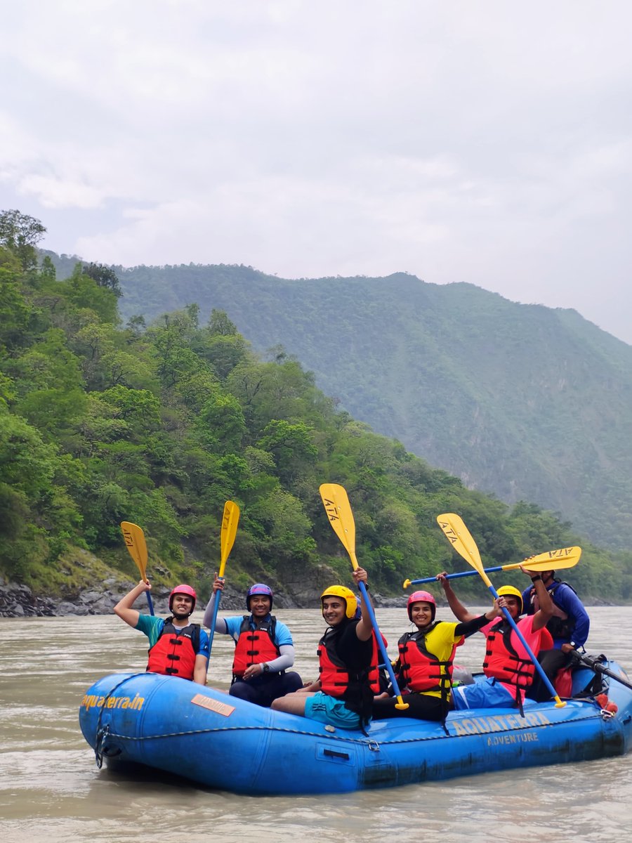 IN_NavalAcademy's tweet image. 🌊 Grit on the Ganga!

From 16–19 Jun, the @IN_NavalAcademy rafting team braved 80 km of River Ganga—from Devprayag to Rishikesh—tackling major rapids like The Wall, Golf Course &amp;amp; Crossfire!

Through turbulent waters and roaring rapids, they embodied courage, endurance &amp;amp;…