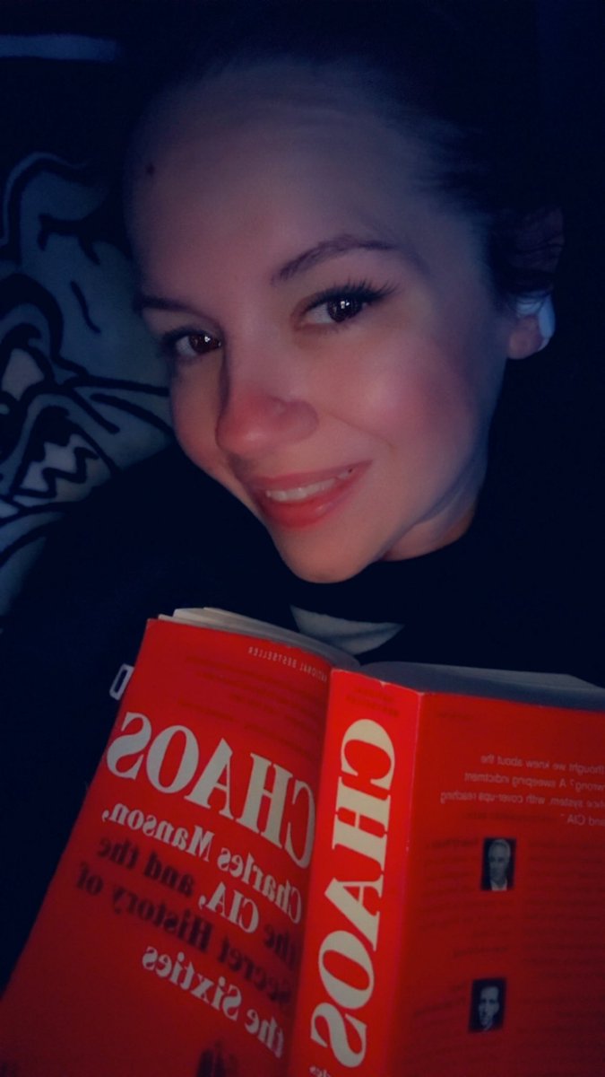 LittleDreamGemi's tweet photo. Just started a good book…have you read it?

Any suggestions for what to read next? 🤔 https://t.co/2txAGmNv6a