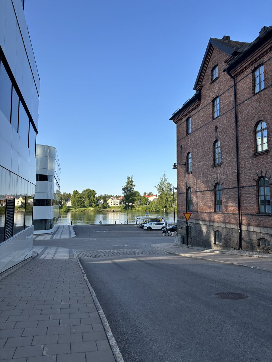 Adam Frew tweet media