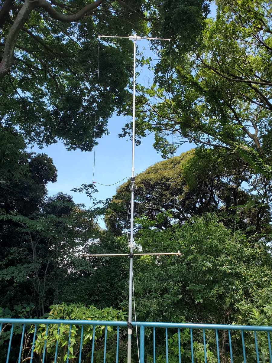 js1xiu's tweet image. #50MHz
6/22 横浜市西区 掃部山公園

交信ありがとうございました。

#6m
黒檜山,青葉区,港北区,保土ヶ谷区,西区,神奈川区,あきる野市

炎天下の公園から、6m復帰後初めて10w運用。
無線休止前の最後の移動運用と同じ設備でした。

8も入感していましたが暑さに負けて撤収。😅

TNX FB QSO!