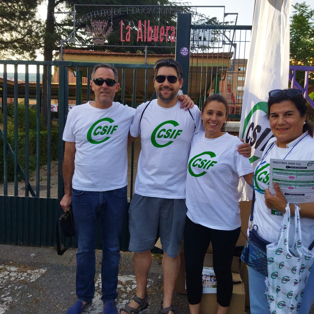 Como cada año CSIF estuvo acompañándote en las Oposiciones Docentes
csif.es/es/articulo/na… #CSIFenOpos