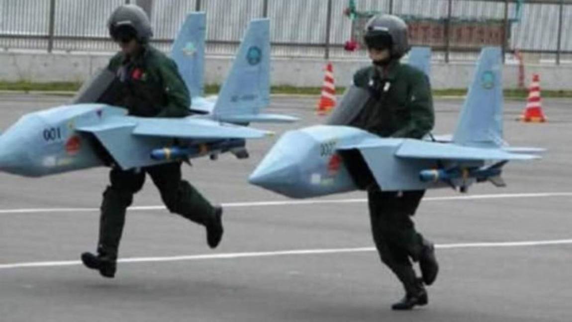 Primeras imágenes del ejército de Venezuela dirigiéndose a Irán para combatir a Estados Unidos en la Tercera Guerra Mundial.