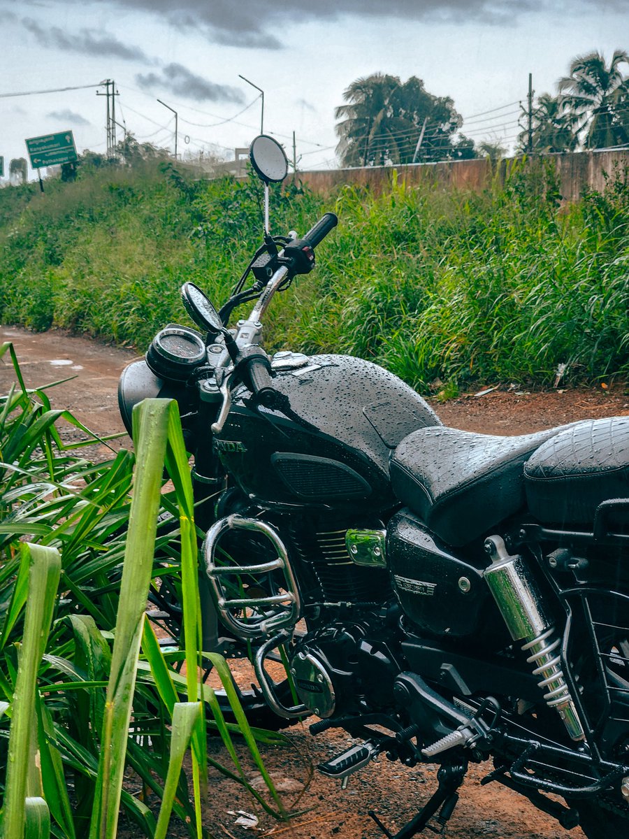 CodeReelJunkie's tweet image. #cb350