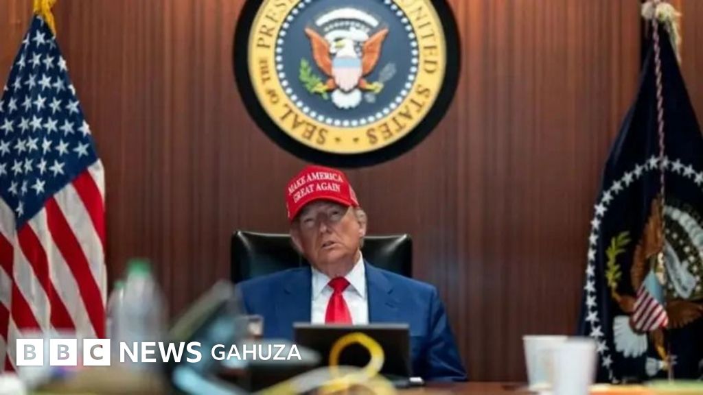 #US yateye #bombe ku bibanza vya nikreyere muri #Iran
bbc.in/4lblGGm