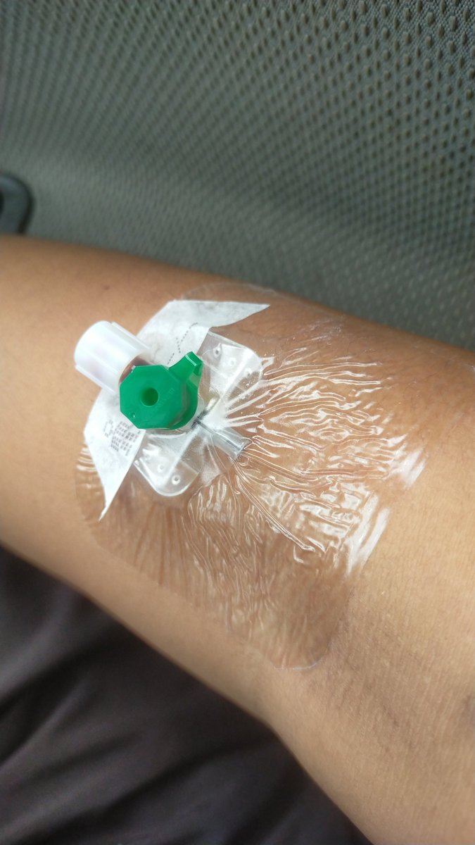 sharkscreen's tweet photo. Tadi kena masuk ward, i blame my ex i dont care https://t.co/B2ywt2LryL