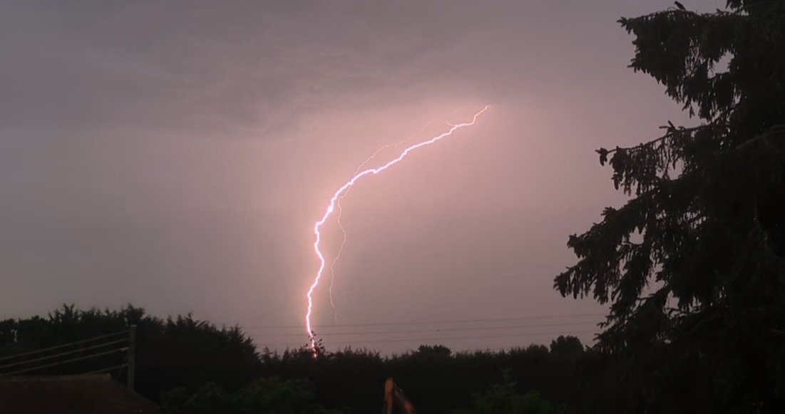 <a href="/MetJam_/">MetJam</a> You missed a few good bolts though frequency was every couple minutes and sunrise isn't the best time for storms really