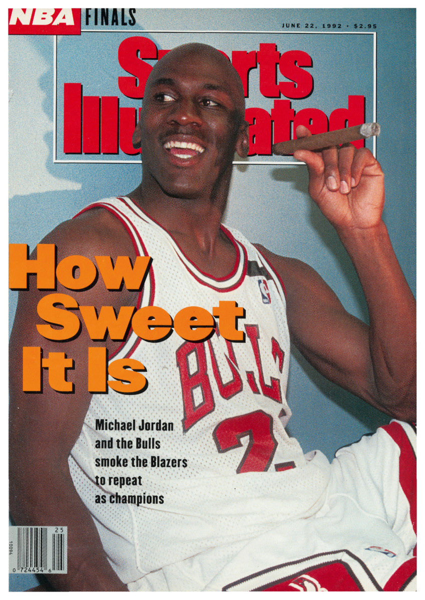 TodayInSportsCo's tweet image. 33 years ago today, the cover of Sports Illustrated.    🐐