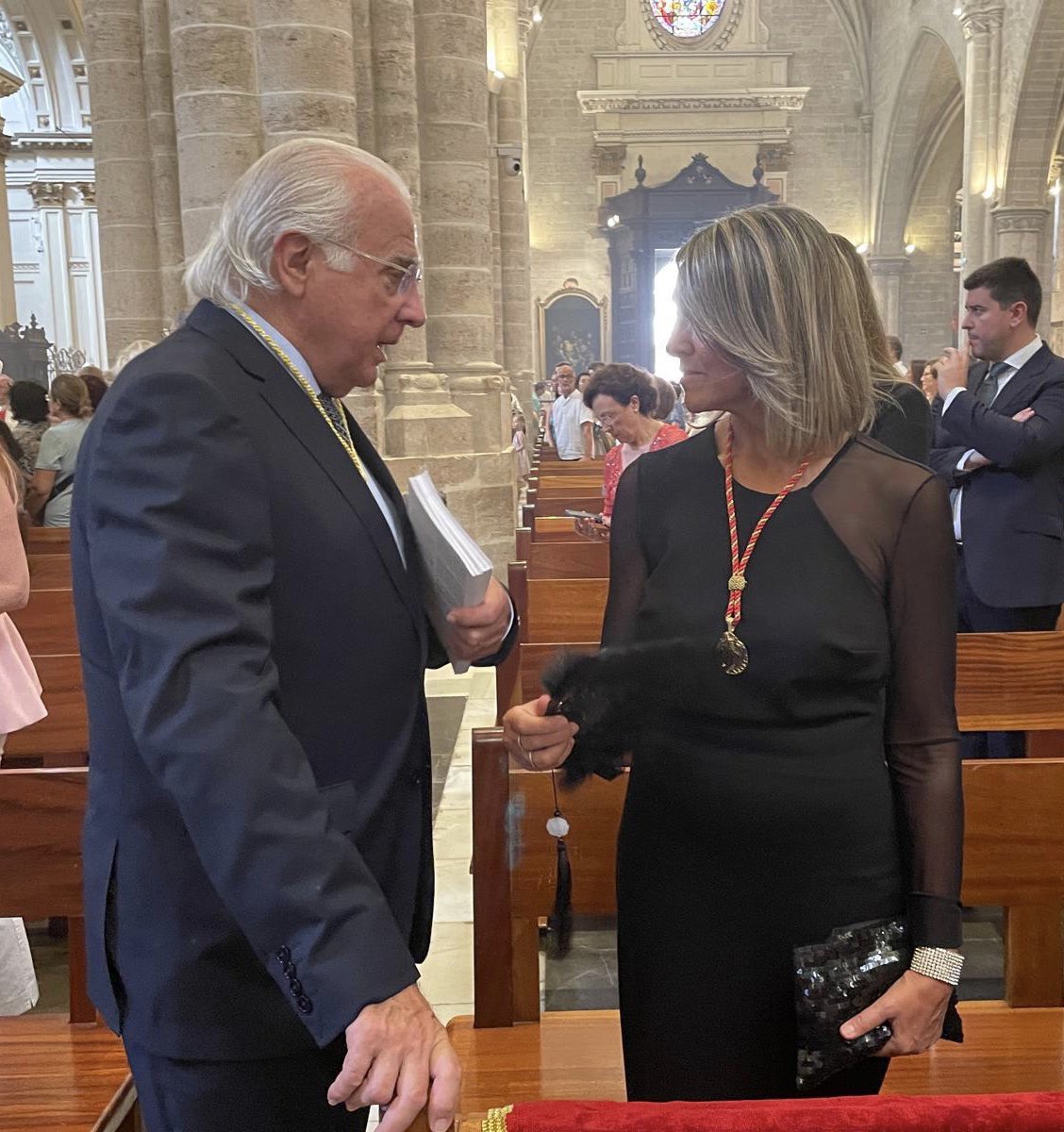 Mónica GC 🌍 (@mncgcs) on Twitter photo Solemne Misa Pontifical por el Corpus Christi en la <a href="/MCatedralVLC/">Catedral de Valencia</a> y posterior Cabalgata del Convite, actos enclavados en el día grande de la “festa grossa”. Solemne Misa Pontifical por el Corpus Christi en la <a href="/MCatedralVLC/">Catedral de Valencia</a> y posterior Cabalgata del Convite, actos enclavados en el día grande de la “festa grossa”.