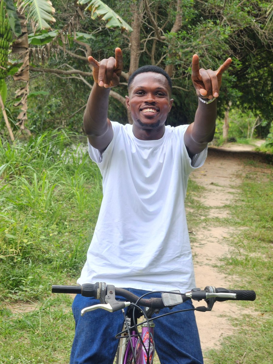 In 2022, I wrote my first poem. 

I didn’t know much about poetry, so I ditched it. 

Earlier this June, the urge returned, and I wrote 5 poems in a day. 

“Side by side” was the first poem I ever submitted. 

I received this beautiful acceptance email from <a href="/brittlepaper/">BRITTLE PAPER</a>