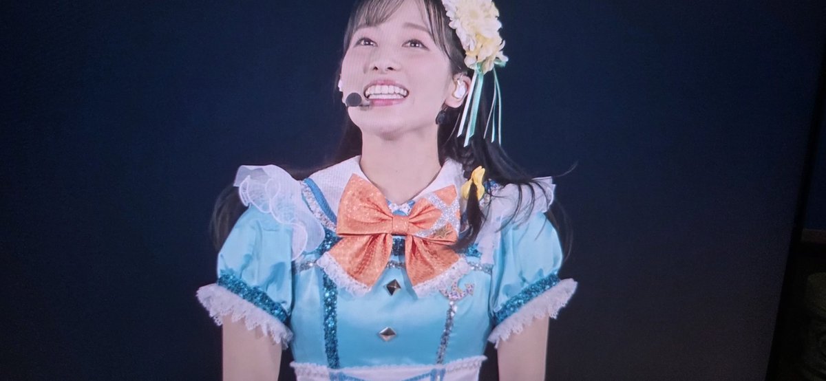 MiuShadowsong's tweet photo. "For you who are here and for the ones you are not here..."

"You are our pride, i can say it with all my might, i was the best school idol live "

"You wont forget us right!? Its a promise!" 
#永久stage #Aqours_finale_Day2 #lovelive #aqours https://t.co/FY4xCbjRuC