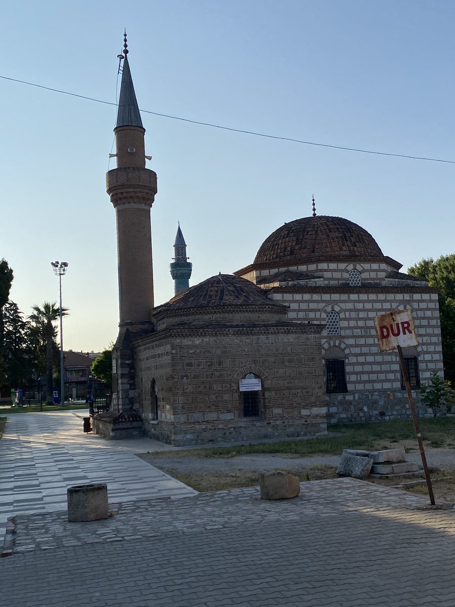 ☀️The morning after yesterday’s concert. Early riser to do some sightseeing by bike around the old city of İznik (Nicaea). #cycling #SundayMorning 🚲🥰🏛️