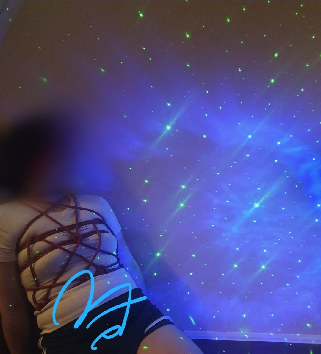 우연히 본디지 장소에 조명이 있길래??

별본디지 를 이용해서 한 본디지~

리거 - <a href="/LIE_1820/">LIE(구인중)</a> 
버니 - <a href="/FS_bunny_05/">🐰 {bunny} 🩵</a> 

#본디지 #리거 #로프버니