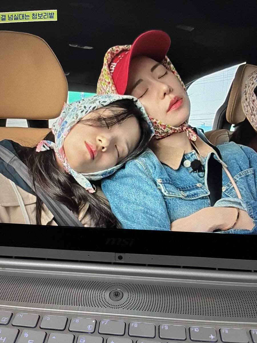 aaaaa lucu ㅠ acomz hyeyoon jiyeon
