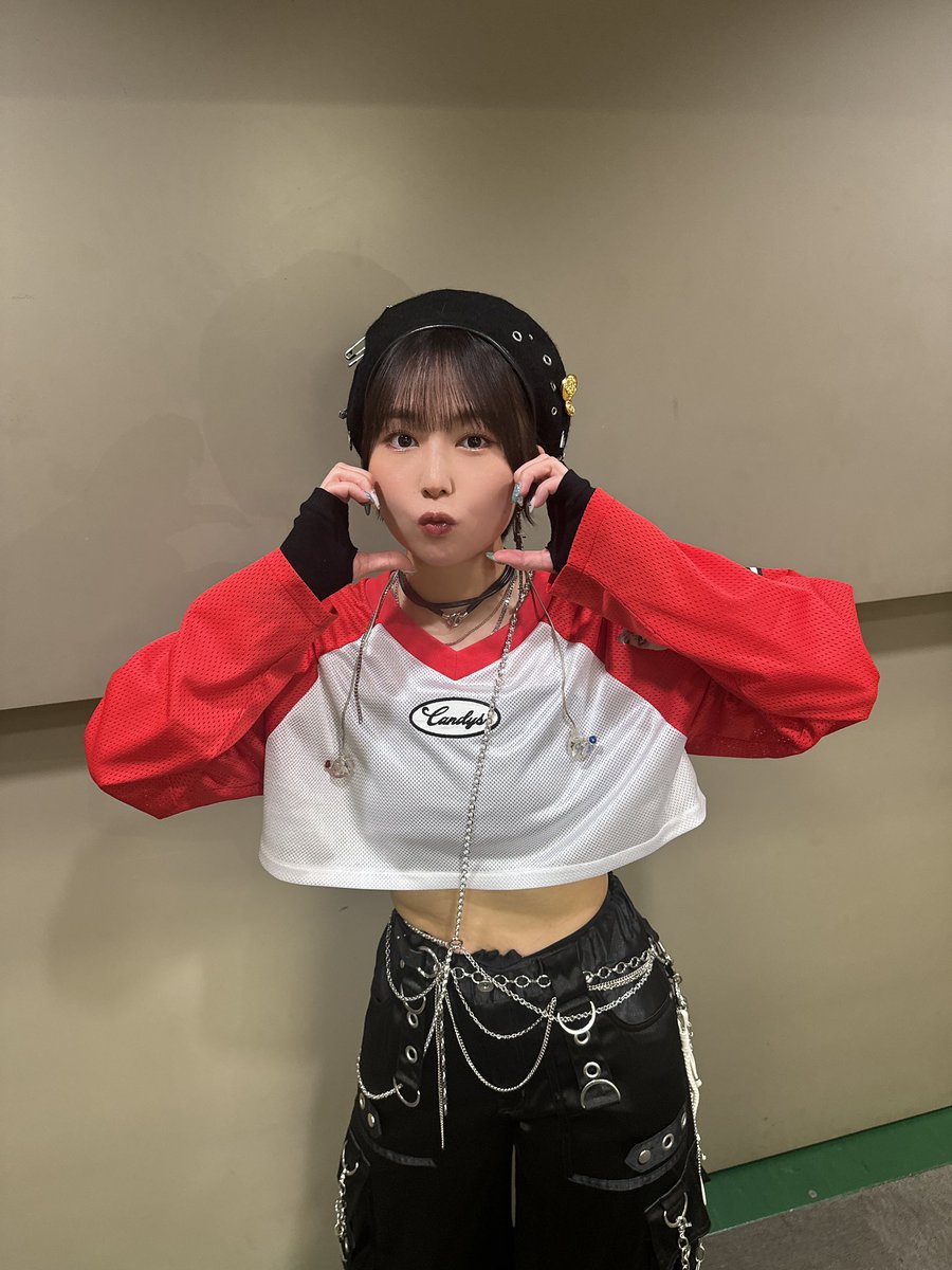 #M学園歌謡祭
ご来場いただきありがとうございました！
伸び伸び話して歌って踊れて楽しかった〜🍒
新曲配信も決まりましたので引き続きよろしくお願いいたします！
衣装パンクで最高に可愛いかったので見てください🤟