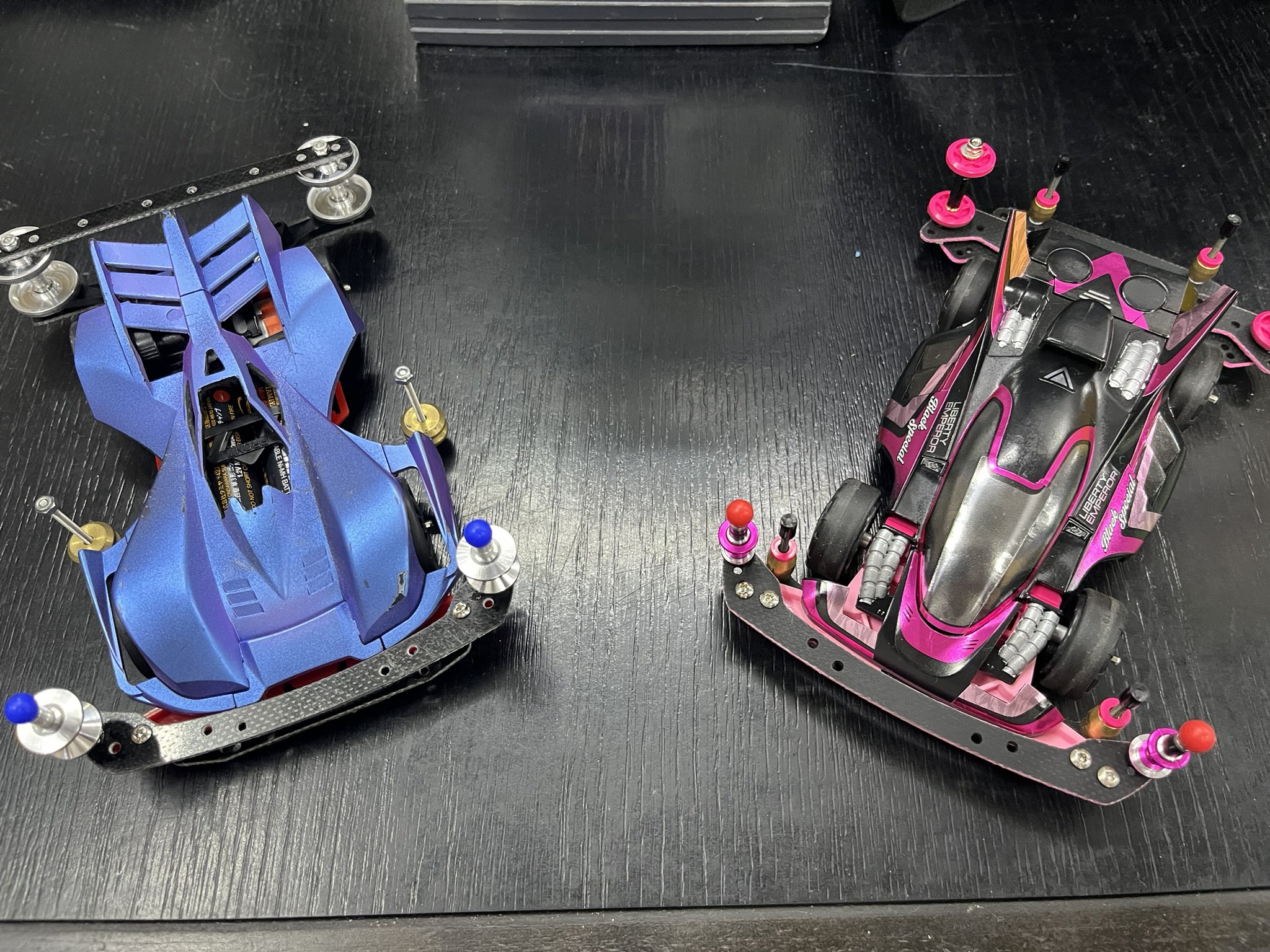 81sFPYAwwlL._UF350,350_QL50_.jpg