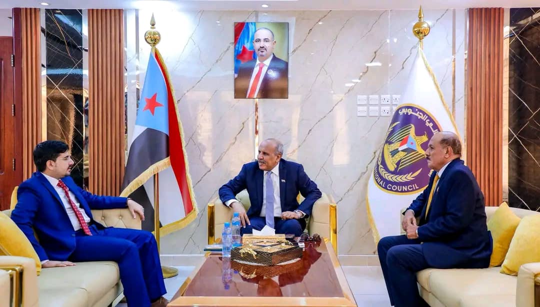الكثيري يلتقي نائب وزير المياه والبيئة ويؤكد على أهمية تكامل الجهود لمواجهة التحديات

عدن|| عين الجنوب

 eynalgnoub.com/news.php?nid=1…