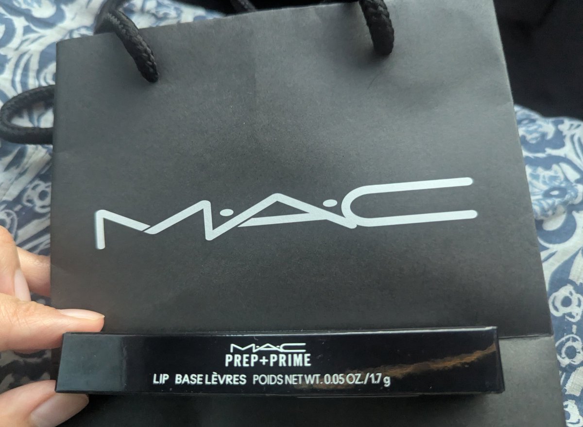 FFatwinnnn's tweet photo. MAC Lip Prep  + Prime 
New
RM70 inc postage https://t.co/ZJxrg6tGP5