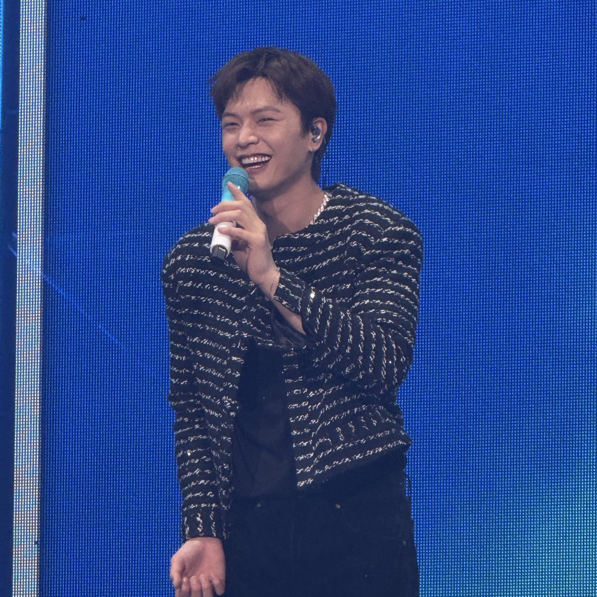 Studio_34_btob's tweet photo. 250622 (일) 육성재 팬콘 💙 https://t.co/9yB5KZzu5N