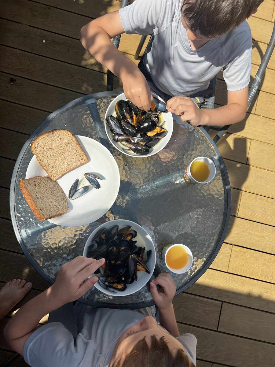 Love how the boys are so open to trying different foods. They just said: That was the best lunch ever! #food #educate #trynewthings