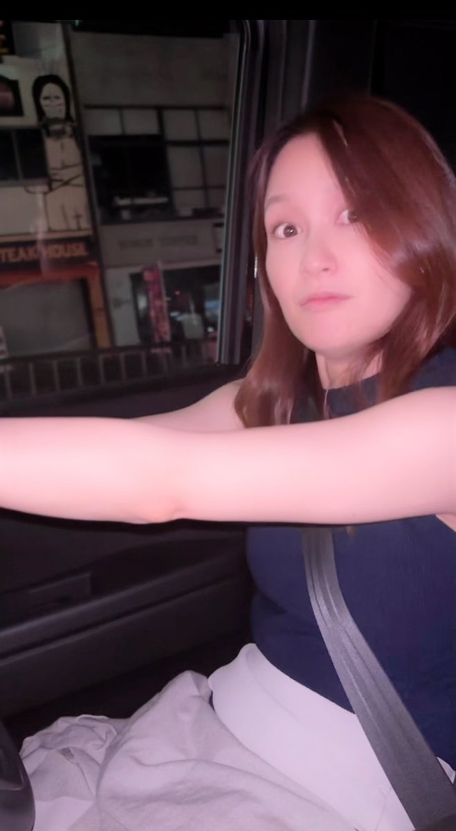 どうも同級生です😆
小倉さんが意外とムキムキ💪なのでみてみてください😆
#TikTok vt.tiktok.com/ZSkvbV35h/