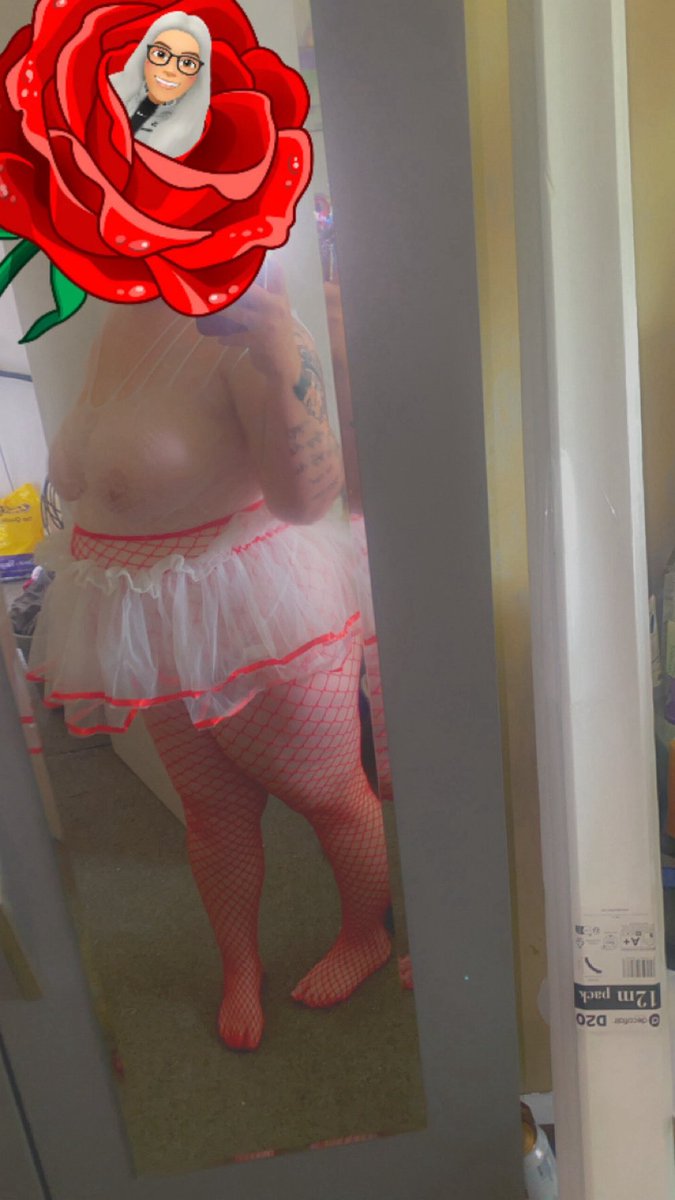 Naughtypeachox's tweet photo. https://t.co/O5KIxbP34K
