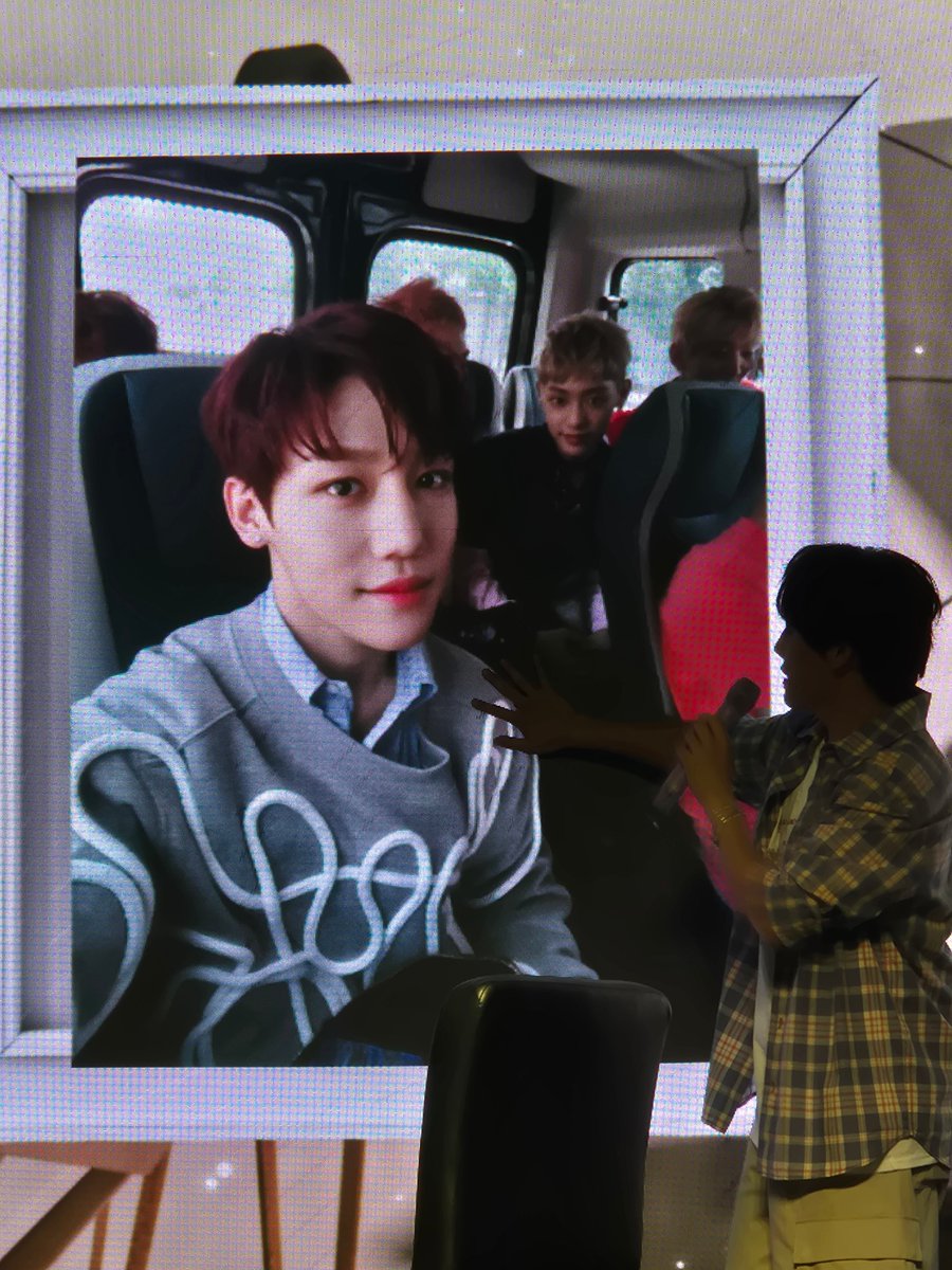 ilovejjcrazyi's tweet photo. 2회차 작품설명 https://t.co/AuqBowUUzP