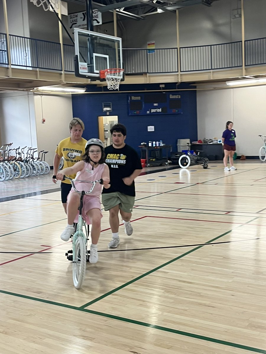 LukeOchoa3's tweet photo. Being part of the M.O.B. isn’t just about what you do on the field. HUGE shoutout to some of the guys from @RBBruinsFB for helping out their community and participating in ICan Bike this year. https://t.co/jXCOlFRotJ