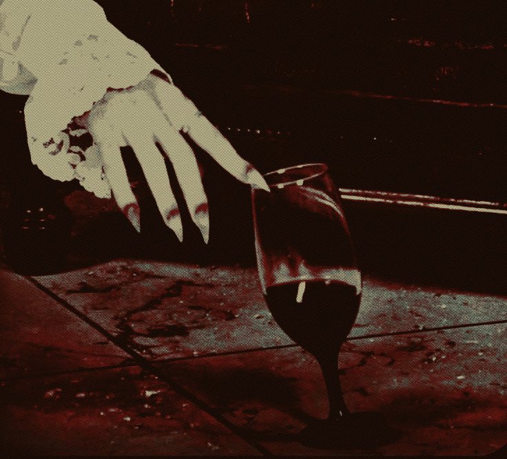 vampsvixen's tweet image. 