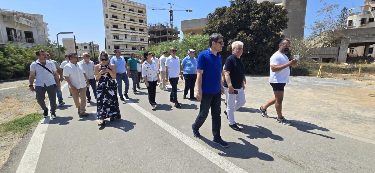 Rauf bir derviş ile raif bir orduya denk
Taş bile dile gelsin, toprak Türk desin diye…

KKTC Türklüğünü bir bayrak anıtı gibi gönlüne yerleştiren ve adanın gönül mücahitlerinden olmayı başarmış Kütahya milletvekilimiz Ahmet Erbaş’a ve ekibine; Akdeniz Karpaz Üniversitesi