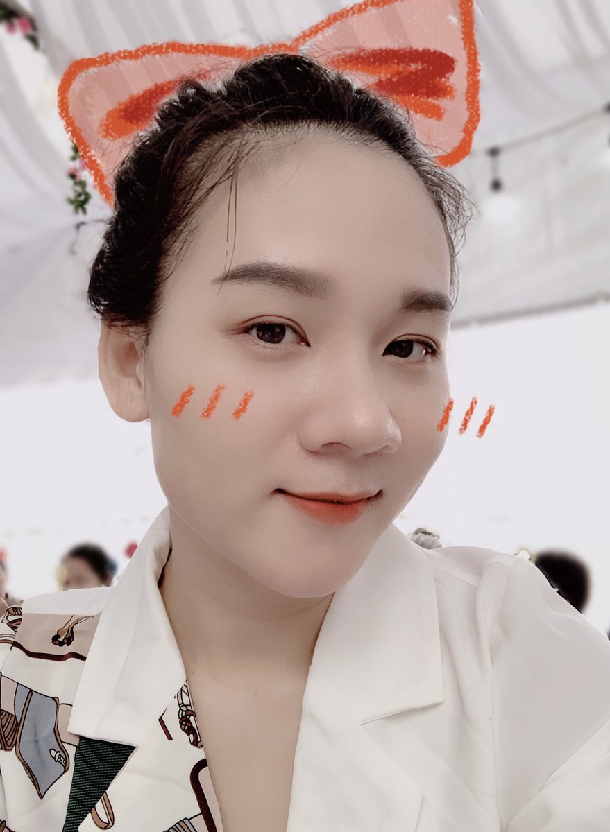 locdep1's tweet photo. Một chút quan tâm. Stt hay khi đăng ảnh người yêu đạt 9.999 like https://t.co/wrK7OUPbgY