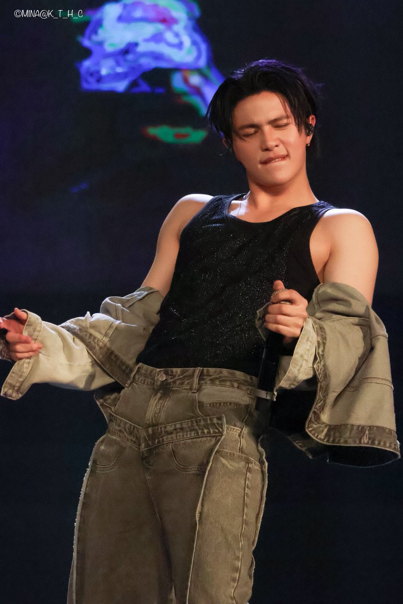 นครศรีเห็นยังอ่ะ 🫣🤫🔥🔥🔥

#LYKNTOURxHOCHIMINHCITY
#williamjkp #LYKN