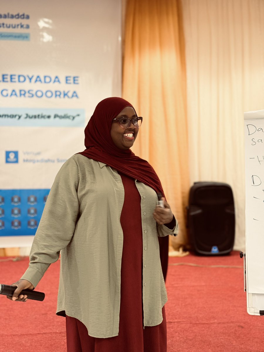 ugbadnour's tweet photo. Honored to have facilitated the @MojSomalia consultation on Customary Justice Policy, engaging formal &amp; informal justice practitioners across Federal Member States. Key insights were shared to enhance inclusive and accessible justice systems. #RuleOfLaw #CustomaryJustice #Somalia https://t.co/JxjT1wlmh9